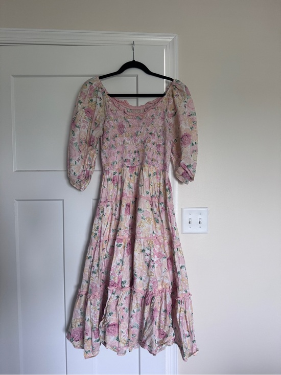 Ivy City Co Dresses & Skirts - Ivy City Co Roselyn Pink Floral Smocked Midi